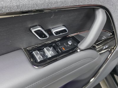 2025 LAND Rover RANGE ROVER SPORT — миниатюра 30