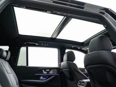 2024 Mercedes-BENZ GLS photo 4