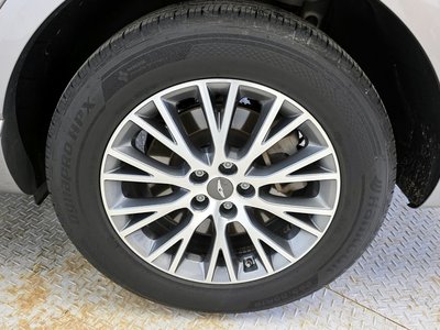 GENESIS GV80 - 8