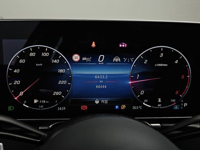 MERCEDES-BENZ S-CLASS - 8