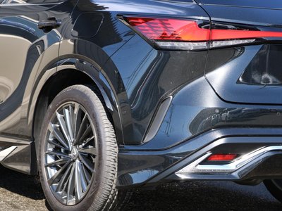 LEXUS RX - 9