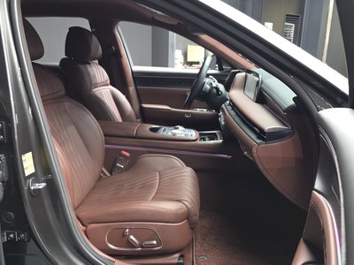 2022 Genesis G90 (RS4) — миниатюра 17