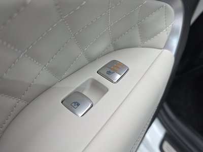 2025 Genesis THE NEW G70 thumbnail 24