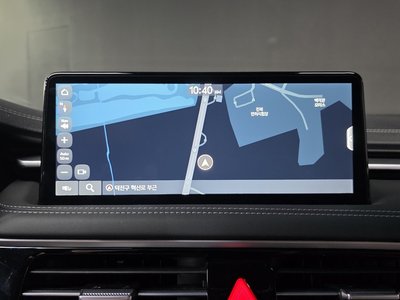 2025 Genesis THE NEW G70 thumbnail 16