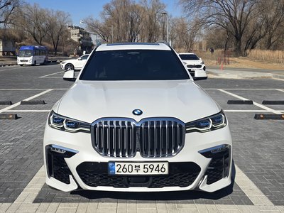 BMW X7 - 1