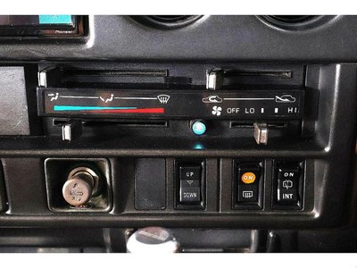 1987 Toyota LAND CRUISER 60 照片 7
