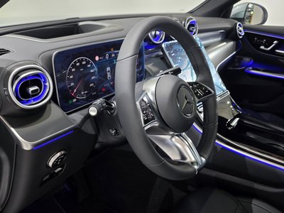 2025 Mercedes-BENZ GLC — миниатюра 15