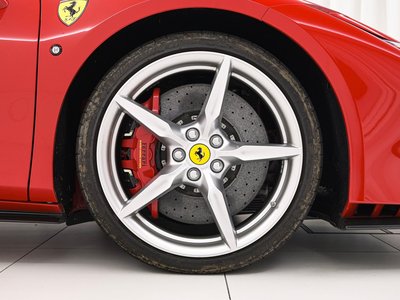 FERRARI F8 SPIDER - 9