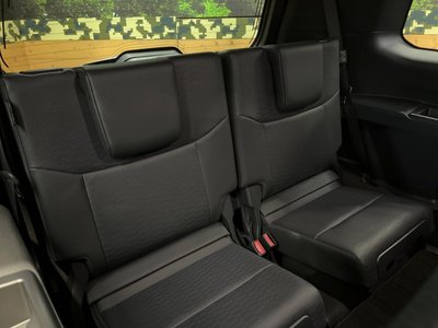 TOYOTA LAND CRUISER 250 - 9