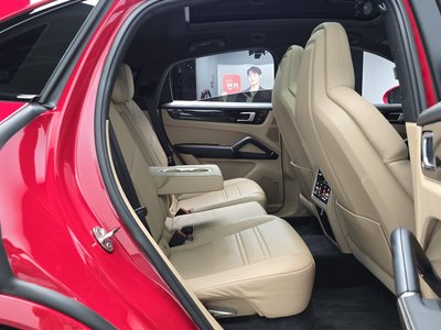 صورة مصغرة 18 لـ 2021 Porsche CAYENNE