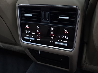 صورة مصغرة 25 لـ 2021 Porsche CAYENNE