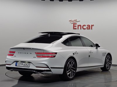 GENESIS G80 (RG3) - 2