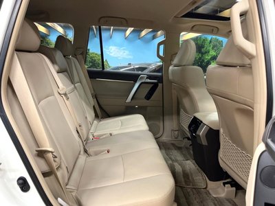TOYOTA LAND CRUISER PRADO - 9