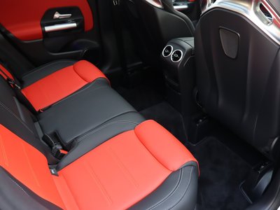 2025 Mercedes-BENZ GLA AMG — фото 3