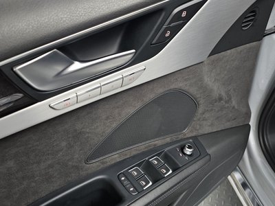 2013 AUDI A8 — миниатюра 19