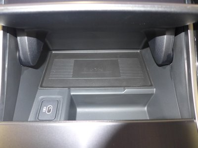 2026 LAND Rover RANGE ROVER VELAR thumbnail 14