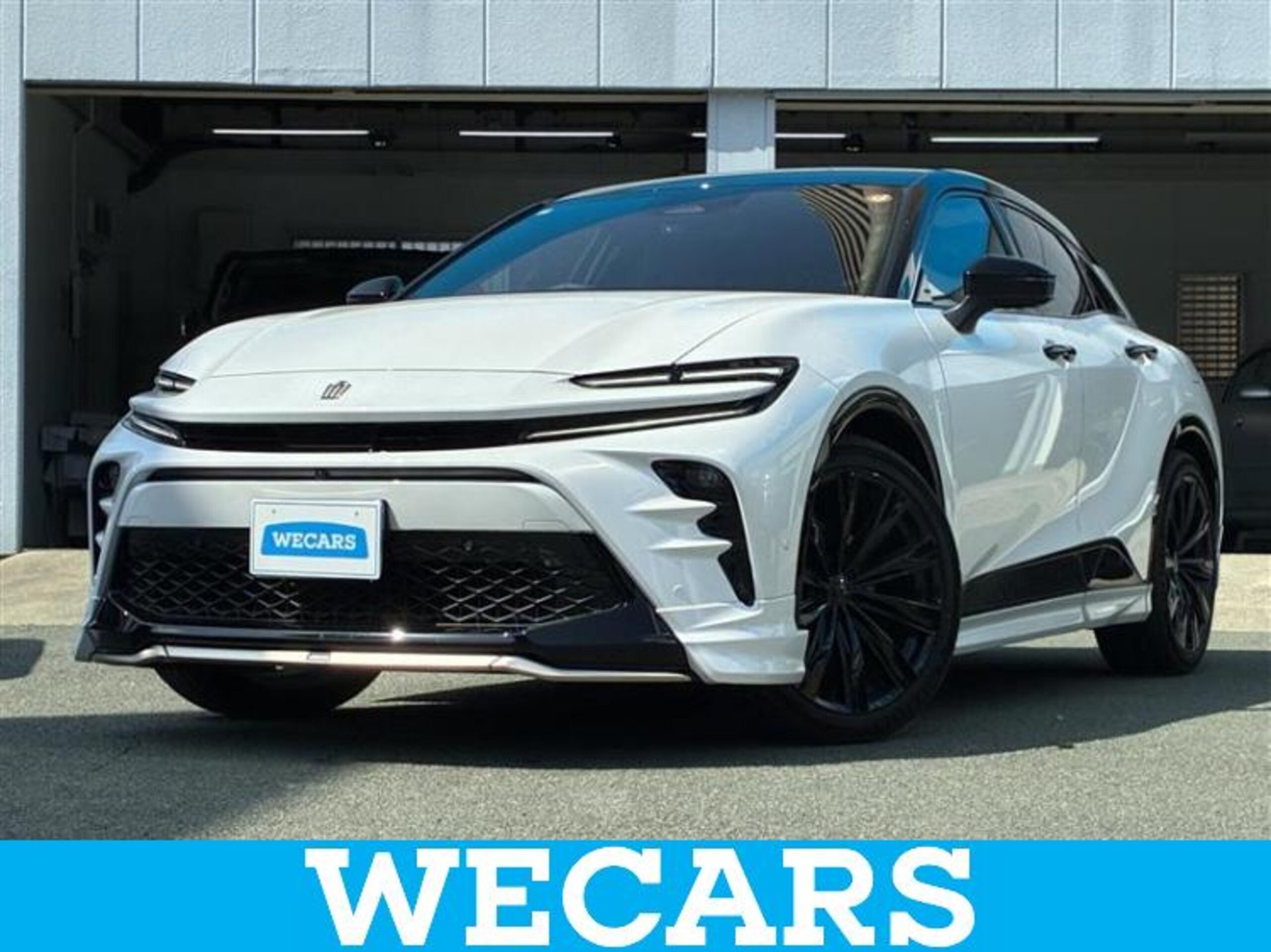 TOYOTA CROWN SPORT - View 1