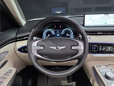 2023 Genesis GV70 — миниатюра 13