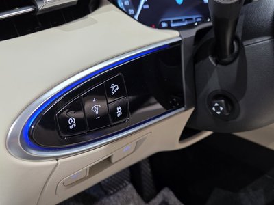 2023 Genesis GV70 — миниатюра 12