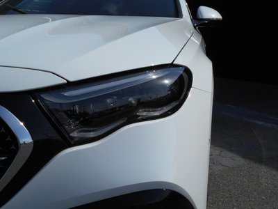 MERCEDES-BENZ E-CLASS - 3