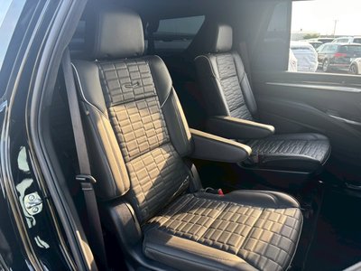 2025 Cadillac ESCALADE — фото 16