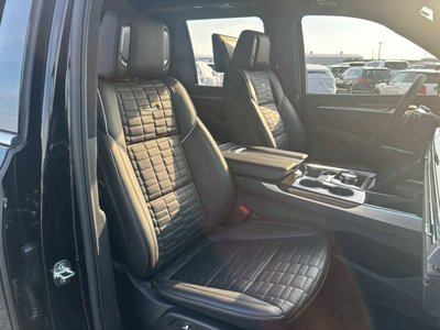 2025 Cadillac ESCALADE — фото 15