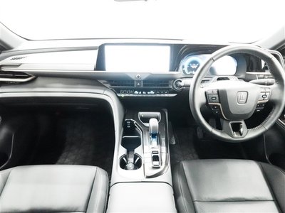 TOYOTA CROWN SPORT - 10