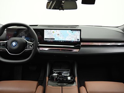 BMW 5 SERIES - 4
