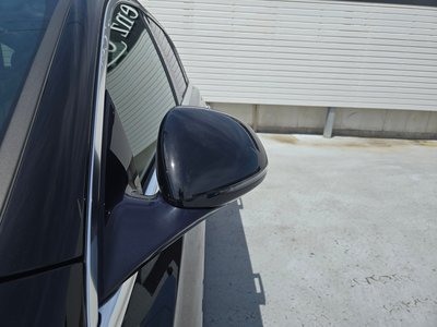 MERCEDES-BENZ E-CLASS - 8