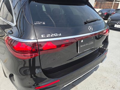 MERCEDES-BENZ E-CLASS - 6