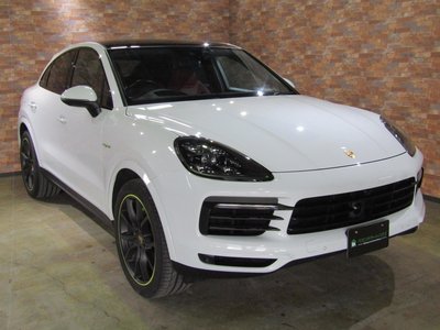 PORSCHE CAYENNE COUPE - 3