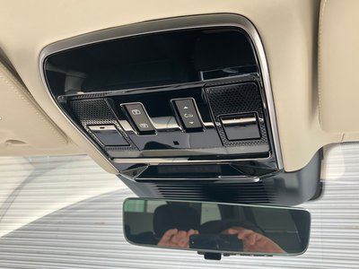 2025 LAND Rover RANGE ROVER — миниатюра 38