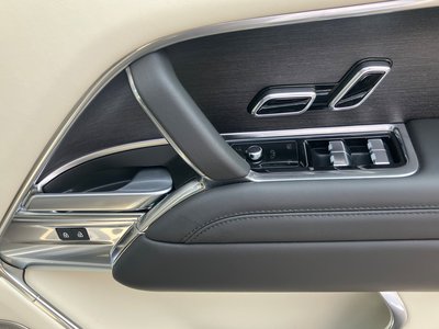 2025 LAND Rover RANGE ROVER — миниатюра 37