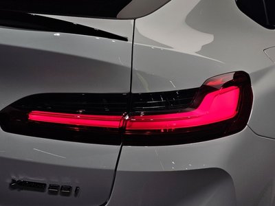 2025 BMW X4 — фото 10