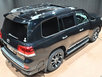 2017 Toyota LAND CRUISER 200 照片 8