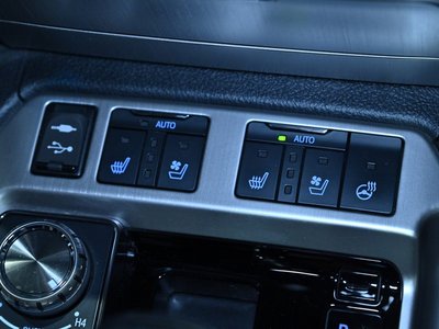 2017 Toyota LAND CRUISER 200 缩略图 36