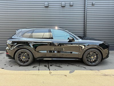 2025 Porsche CAYENNE 照片 9
