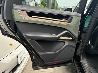 2025 Porsche CAYENNE 缩略图 47