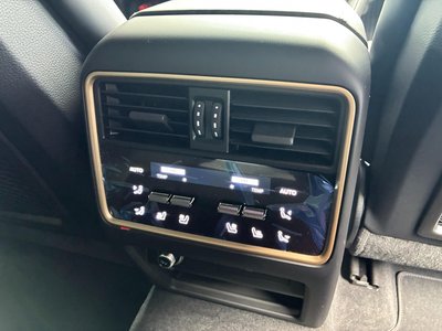 2025 Porsche CAYENNE 缩略图 43