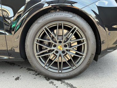 2025 Porsche CAYENNE 照片 4
