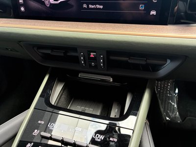 2025 Porsche CAYENNE 缩略图 37