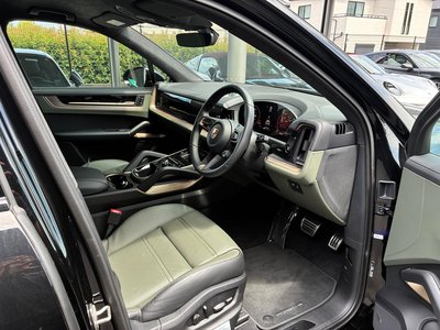 2025 Porsche CAYENNE 缩略图 26