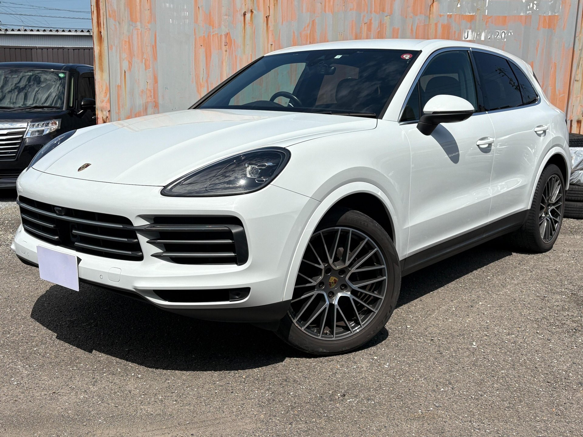 PORSCHE CAYENNE - View 1