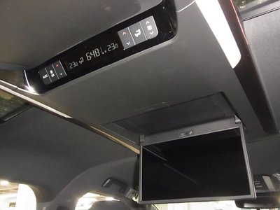 TOYOTA ALPHARD - 4