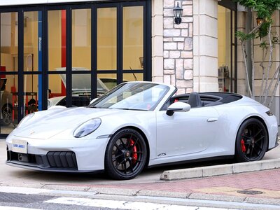 PORSCHE 911 CABRIOLET