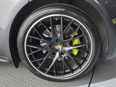 2018 Porsche PANAMERA 照片 8