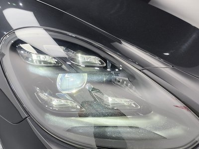 2018 Porsche PANAMERA 照片 9