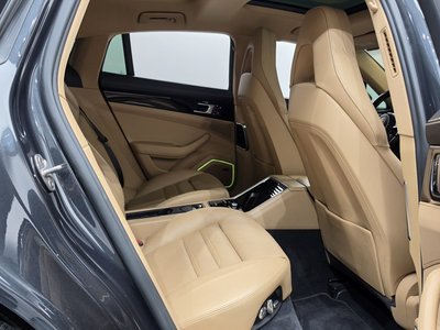 2018 Porsche PANAMERA 缩略图 17