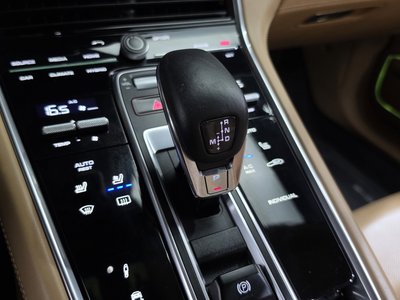2018 Porsche PANAMERA 缩略图 12