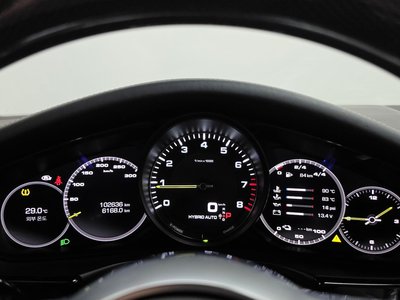 2018 Porsche PANAMERA 缩略图 11